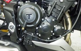 TRIUMPH STREET TRIPLE RX 2026