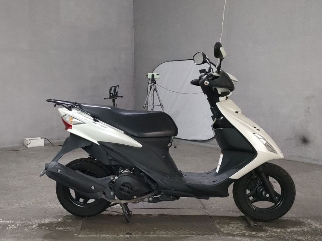 Фото Suzuki ADDRESS V125 с японского аукциона