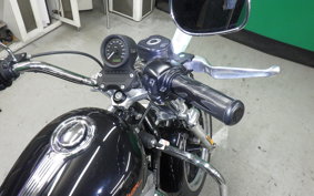 HARLEY XL883LI 2011