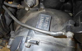 HONDA CB750 GEN 2 K RC42