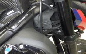 BMW M1000R 2023