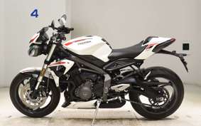 TRIUMPH STREET TRIPLE S 2021