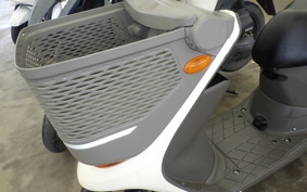 SUZUKI LET's 4 Basket CA43A
