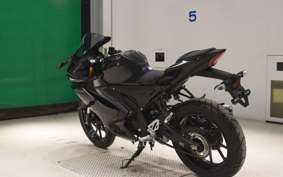 YAMAHA YZF-R15 2023 RG86J