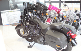 HARLEY  HARLEY FLHCS 2023 YBK