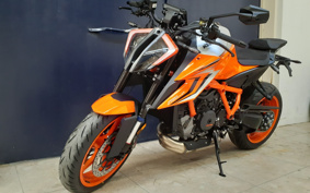 KTM 1290S-DUKE R EVO V3940