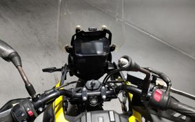 SUZUKI V-STROM 250 DS11A