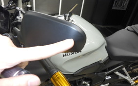 HONDA CB650R E-Clutch 2025 RH17