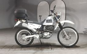 SUZUKI DJEBEL200 SH42A