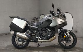 HONDA NT1100 SC84
