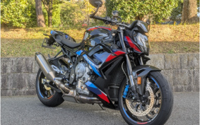 BMW M1000R M NAVY BLUE PETISHON 2024 0E81