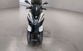 YAMAHA TRICITY 125 SE82J