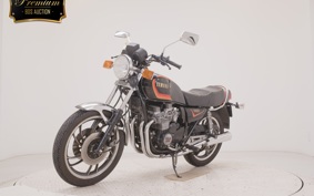 YAMAHA XJ550 4V8