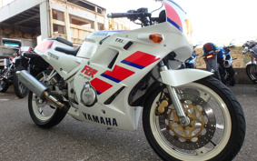 YAMAHA FZR250 2KR