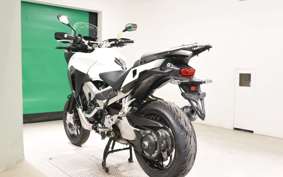 HONDA VFR800X 2015 RC80