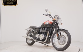 TRIUMPH BONNEVILLE T100 2016