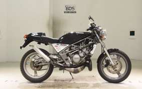 YAMAHA SDR200 2022 2TV