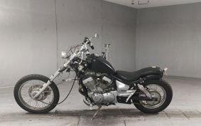 YAMAHA VIRAGO 250 3DM