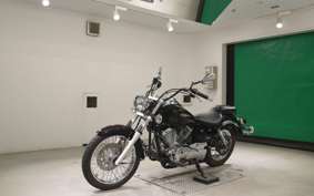 YAMAHA DRAGSTAR 250 2000 VG02J