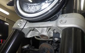 HUSQVARNA SVARTPILEN 401 2018