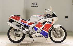 YAMAHA FZR250 R 2018 3LN