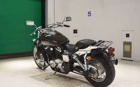 HONDA SHADOW 750 SLASHER 2003 RC48