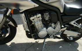 YAMAHA FZS1000 FAZER 2003 RN06