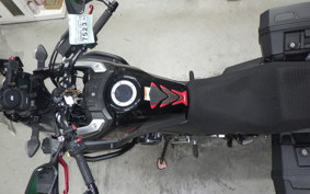 SUZUKI Vｽﾄﾛｰﾑ250A 1999