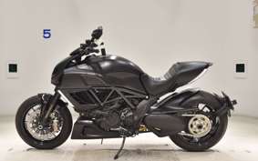 DUCATI DIAVEL DARK 2013