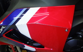 HONDA CBR600RR 2021 PC40