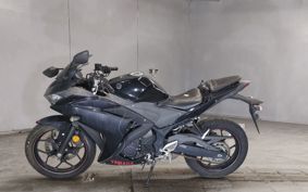 YAMAHA YZF-R25 RG10J