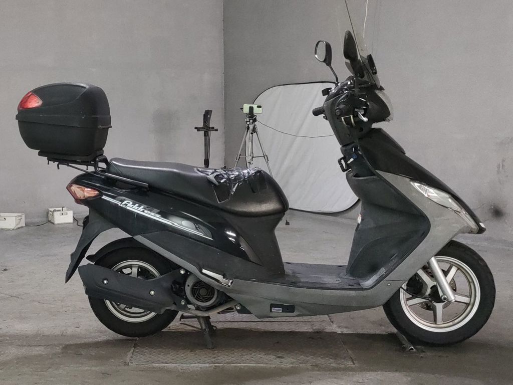 Фото Suzuki ADDRESS V125 с японского аукциона