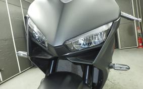 HONDA CBR650R E-Clutch 2026 RH17