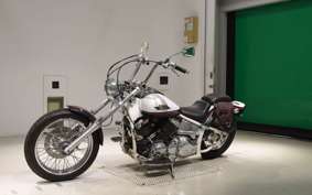 YAMAHA DRAGSTAR 400 2000 VH01J