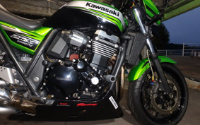 KAWASAKI ZRX1200 DAEG 2010 ZRT20D