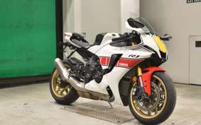 YAMAHA YZF-R1 2022 RN65J