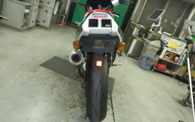 HONDA RVF400 2001