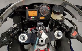 HONDA CBR900RR 2001 SC44
