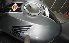 HONDA CB650F 2017 RC83