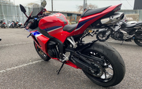 HONDA CBR600RR ABS 2025 PC40
