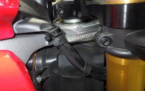 DUCATI STREETFIGHTER V4 S 2025