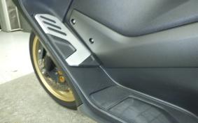 YAMAHA T-MAX 560 T 2021 SJ19J