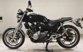 HONDA CB1100 2010 SC65