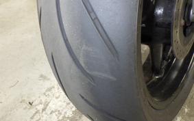 YAMAHA YZF-R6