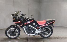 HONDA VT250F MC08