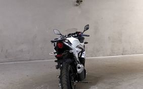 SUZUKI GSX250 R DN12B