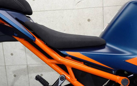 KTM 390 RC 2022 JYJ40