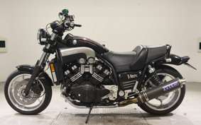 YAMAHA VMAX 2018