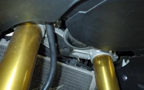 KAWASAKI ZX 10 NINJA R 2004 ZXT00C