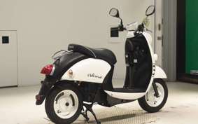 YAMAHA E-VINO SY11J